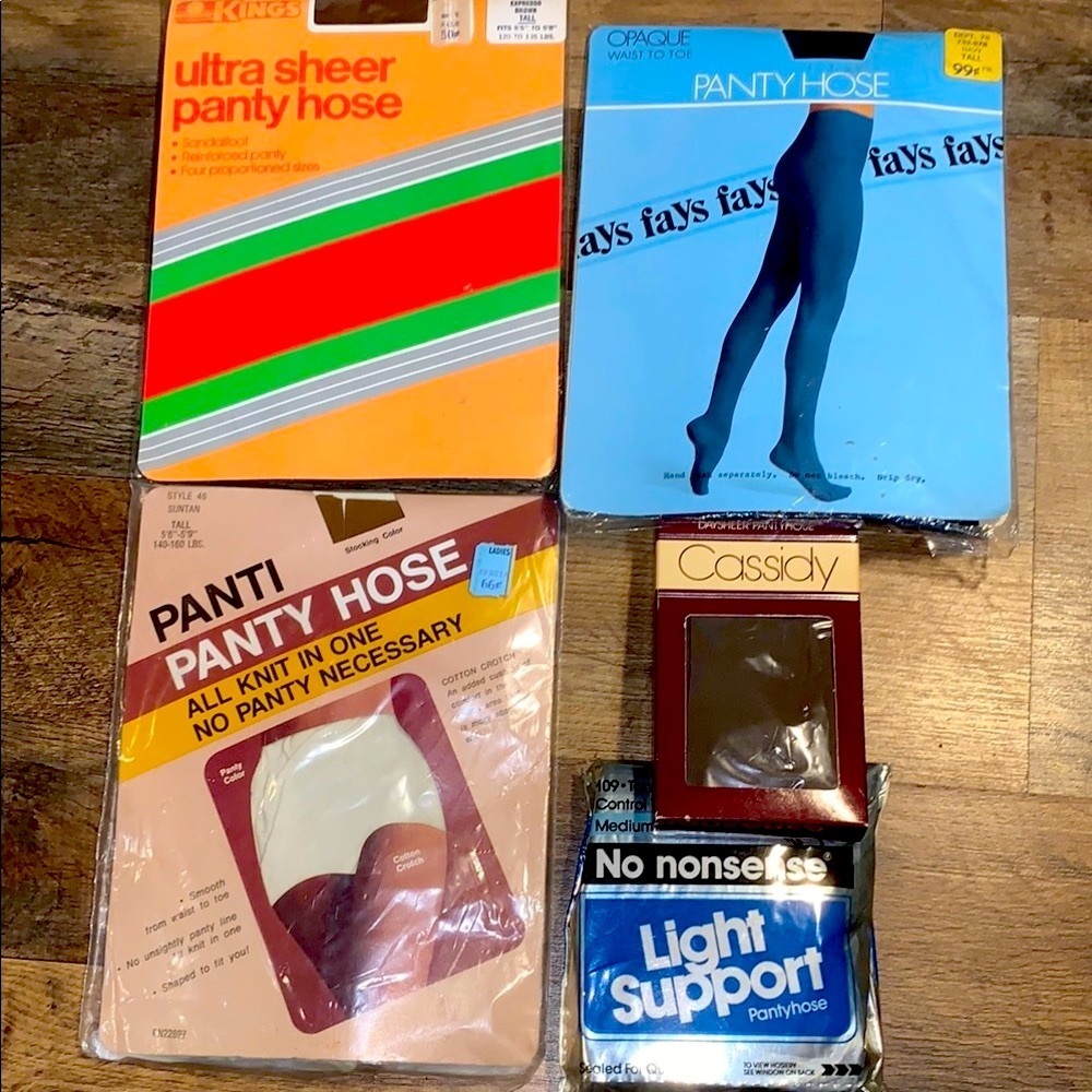 5 Pairs of Vintage Dead Stock NIP Panty Hose Tall/Queen Size Navy Blue/Tan Sheer